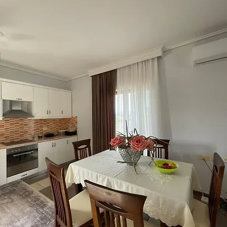 Kapllani Apartamento Delvine