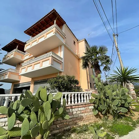 Kapllani Appartamento Delvine