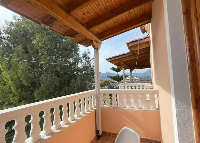 Daire Kapllani Delvine